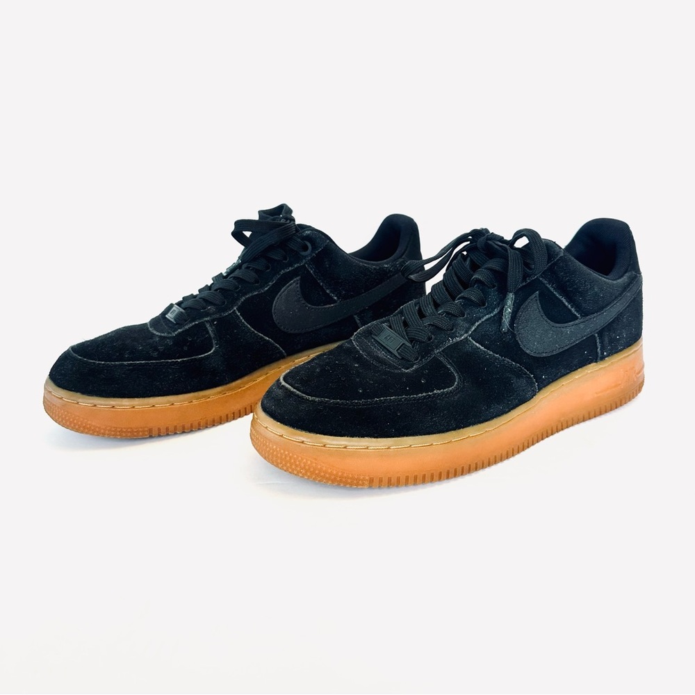 Nike Air Force 1 ‘07 low black suede gum sneakers, size 8.5